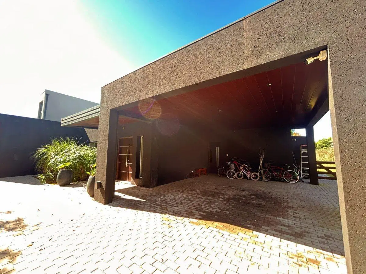 CASA 5 AMBIENTES VENTA CLUB DE CAMPO LOS PUENTES 3