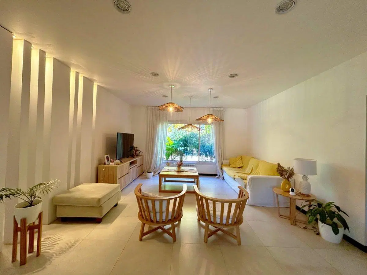 CASA 5 AMBIENTES VENTA CLUB DE CAMPO LOS PUENTES 5