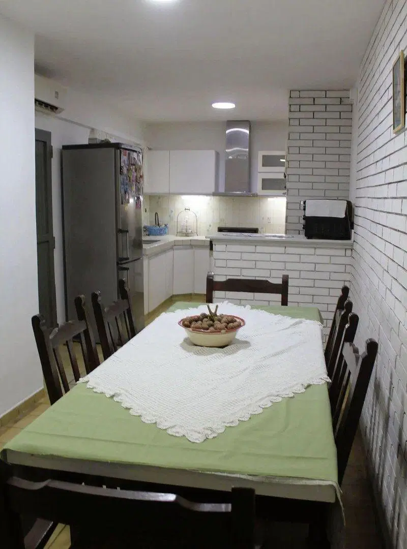 CASA 4 AMBIENTES EN VENTA MORENO APTO CREDITO 5