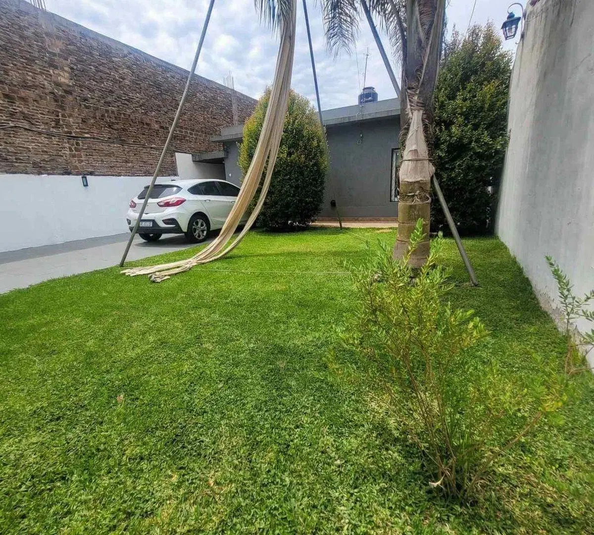 CASA A LA VENTA 3 AMBIENTES, EN SAN JUSTO. 3