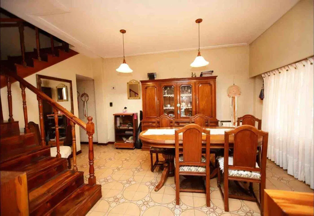 VENTA CASA 5 AMBIENTES RAMOS MEJIA 3