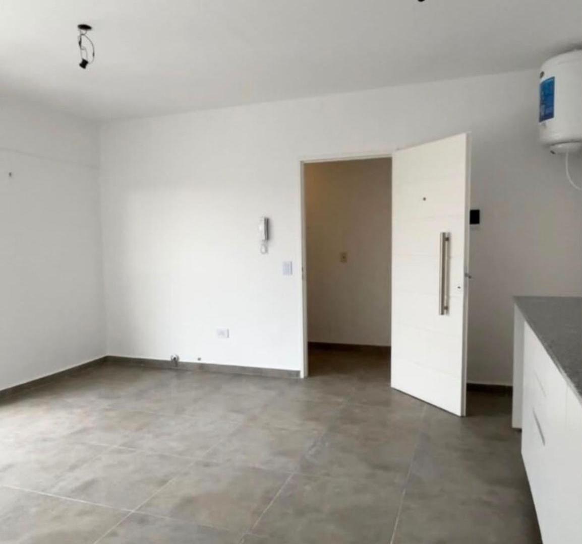 Foto de ALQUILER DEPARTAMENTO 2 AMBIENTES EN V.LUZURIAGA, imagen 1