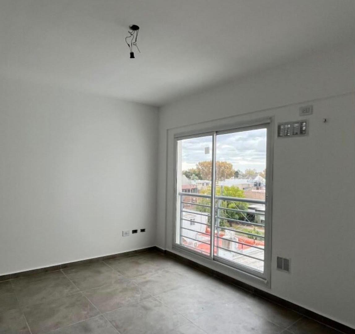 Foto de ALQUILER DEPARTAMENTO 2 AMBIENTES EN V.LUZURIAGA, imagen 2