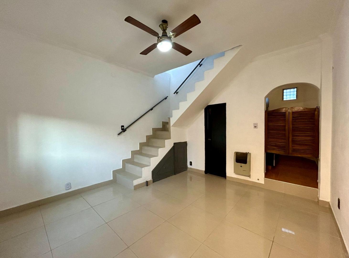 Foto de Venta Dúplex 3 Ambientes en Castelar Apto Crédito, imagen 2