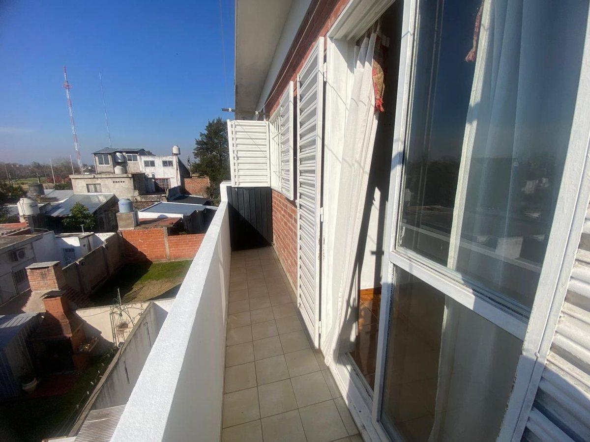 Foto de VENTA DE DEPARTAMENTO 3 AMBIENTES VILLA LUZURIAGA, imagen 1