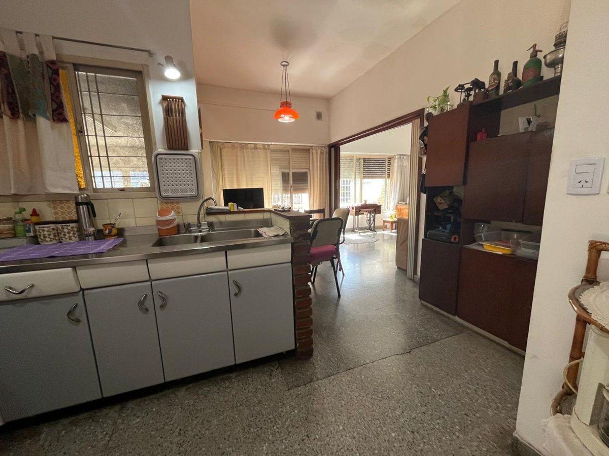 Foto de VENTA CASA 3 AMB VILLA LUZURIAGA ACEPTA PERMUTA, imagen 1
