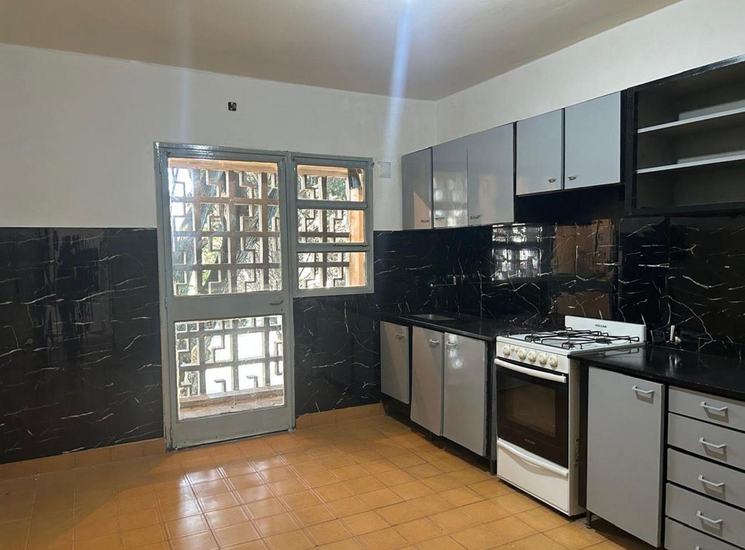 Foto de VENTA DEPARTAMENTO 4 AMBIENTES VILLA LUZURIAGA, imagen 2