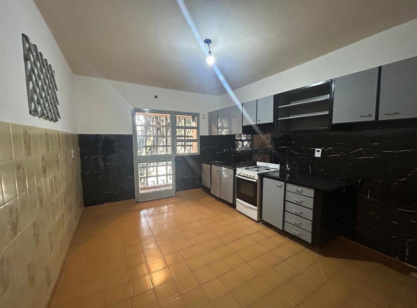 Foto de VENTA DEPARTAMENTO 4 AMBIENTES VILLA LUZURIAGA, imagen 3