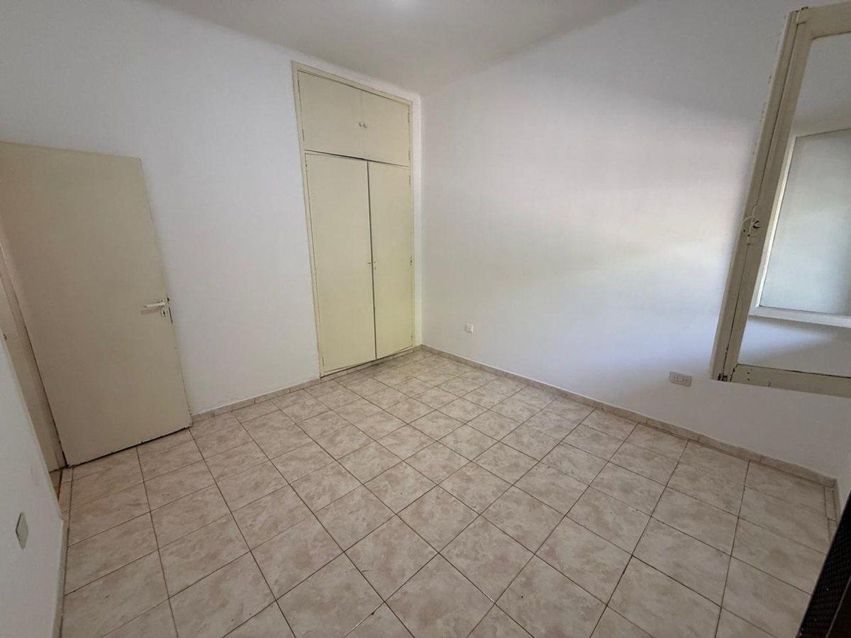 Foto de Vendo Casa 3 amb c/cochera y locales Ramos, imagen 4