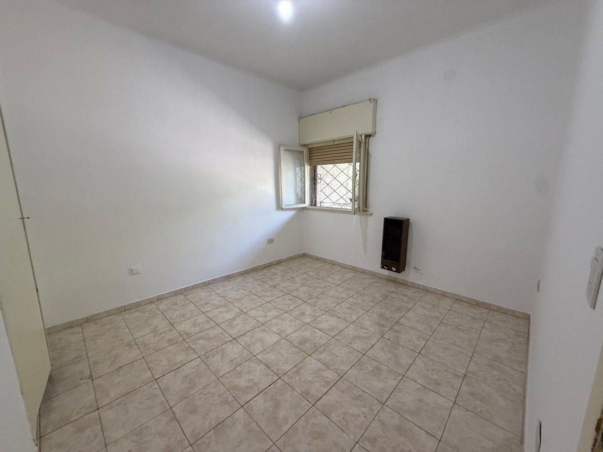 Foto de Vendo Casa 3 amb c/cochera y locales Ramos, imagen 3