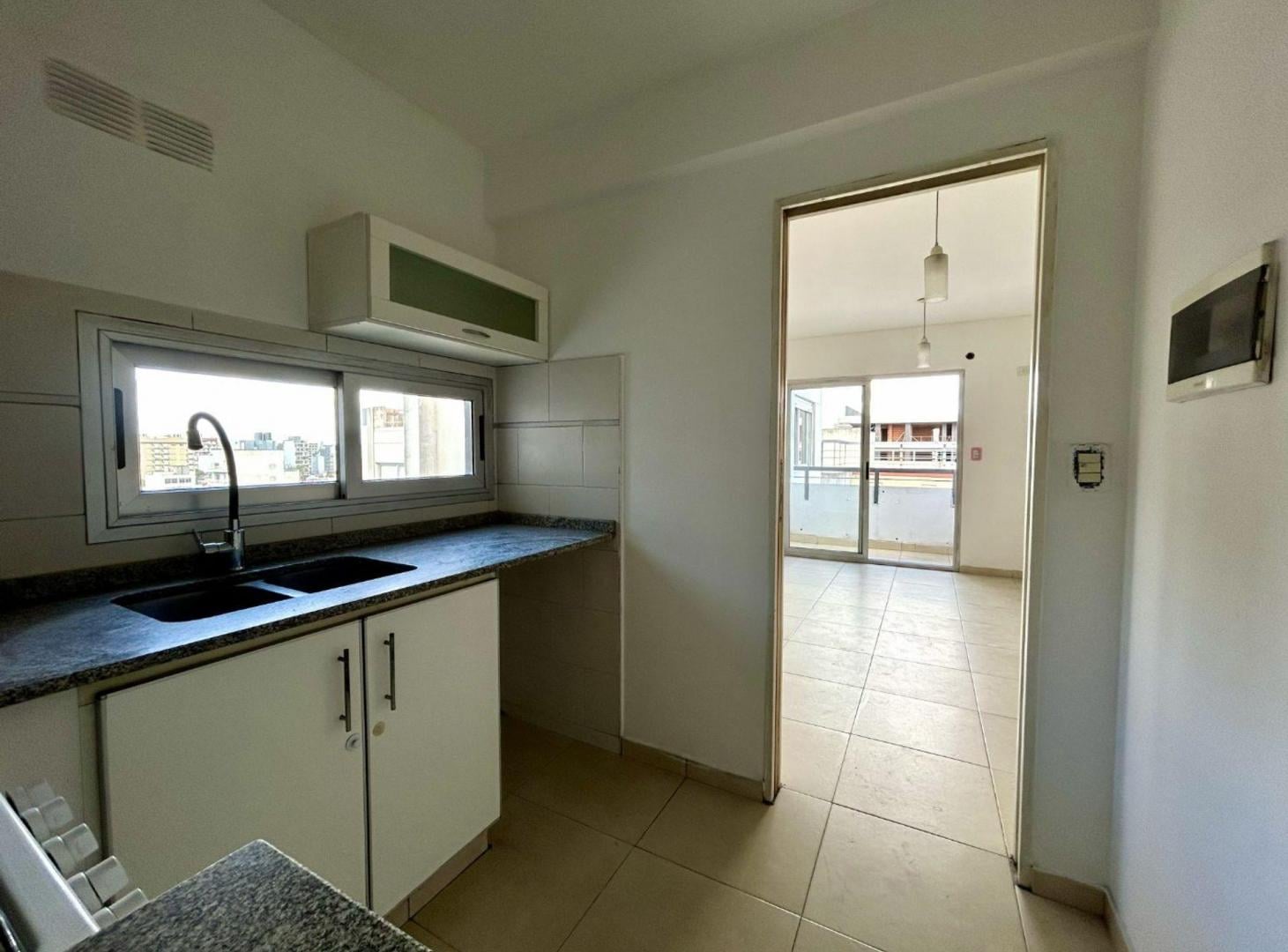 Foto de VENTA DEPARTAMENTO 2 AMBIENTES MUY BAJAS EXPENSAS, imagen 4