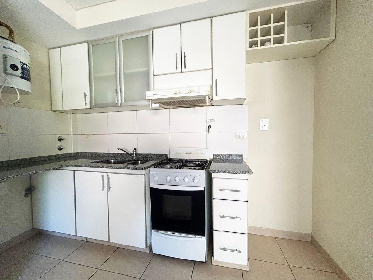 Foto de DEPARTAMENTO MONOAMBIENTE MORON, imagen 4