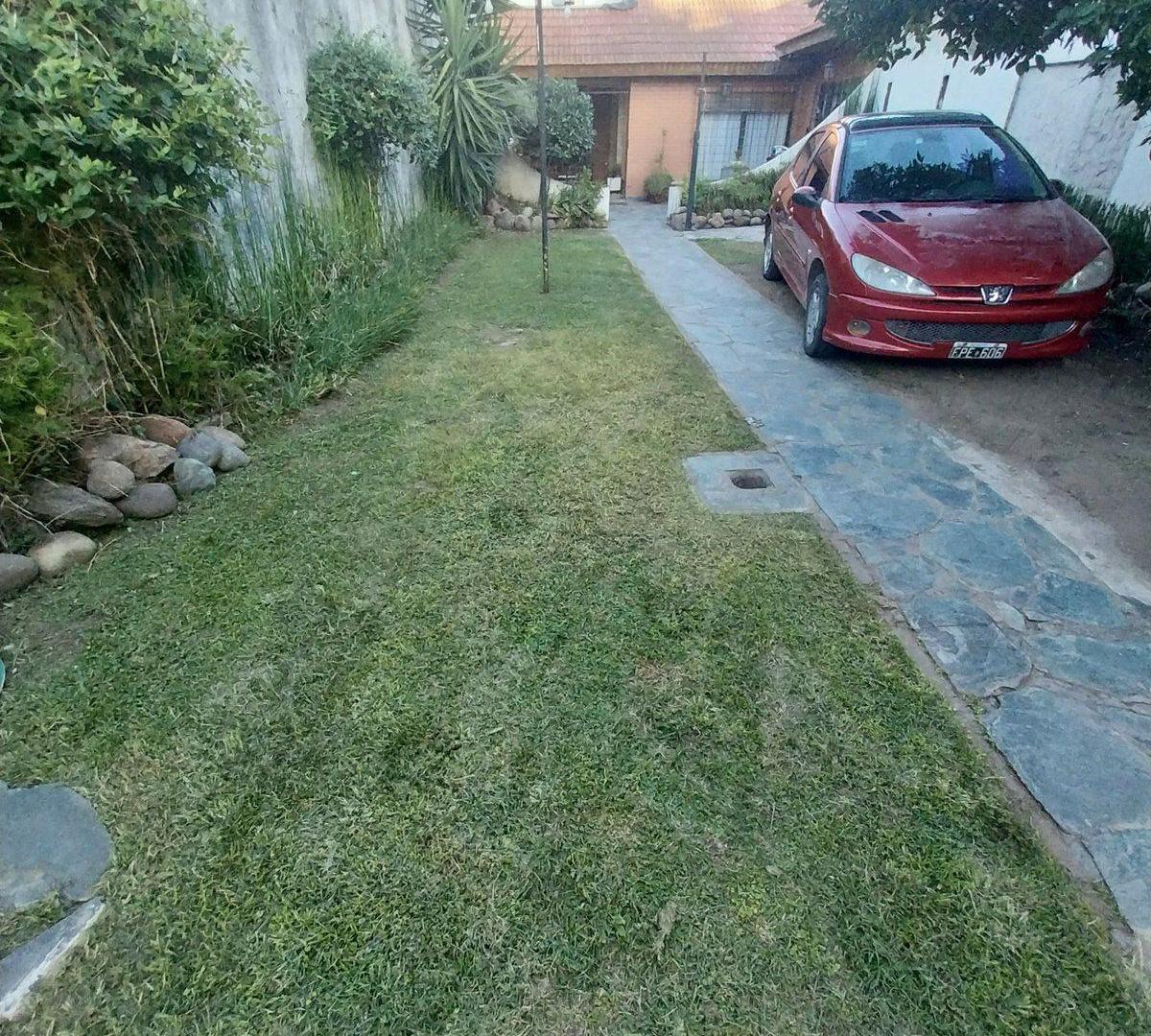 Foto de VENTA CASA 4 AMBIENTES RAFAEL CASTILLO, imagen 3