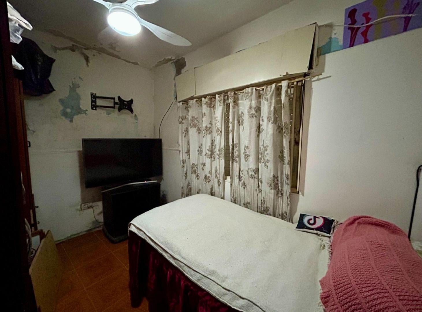 Foto de VENTA PH 4 AMBIENTES EN CASEROS CON COCHERA, imagen 5
