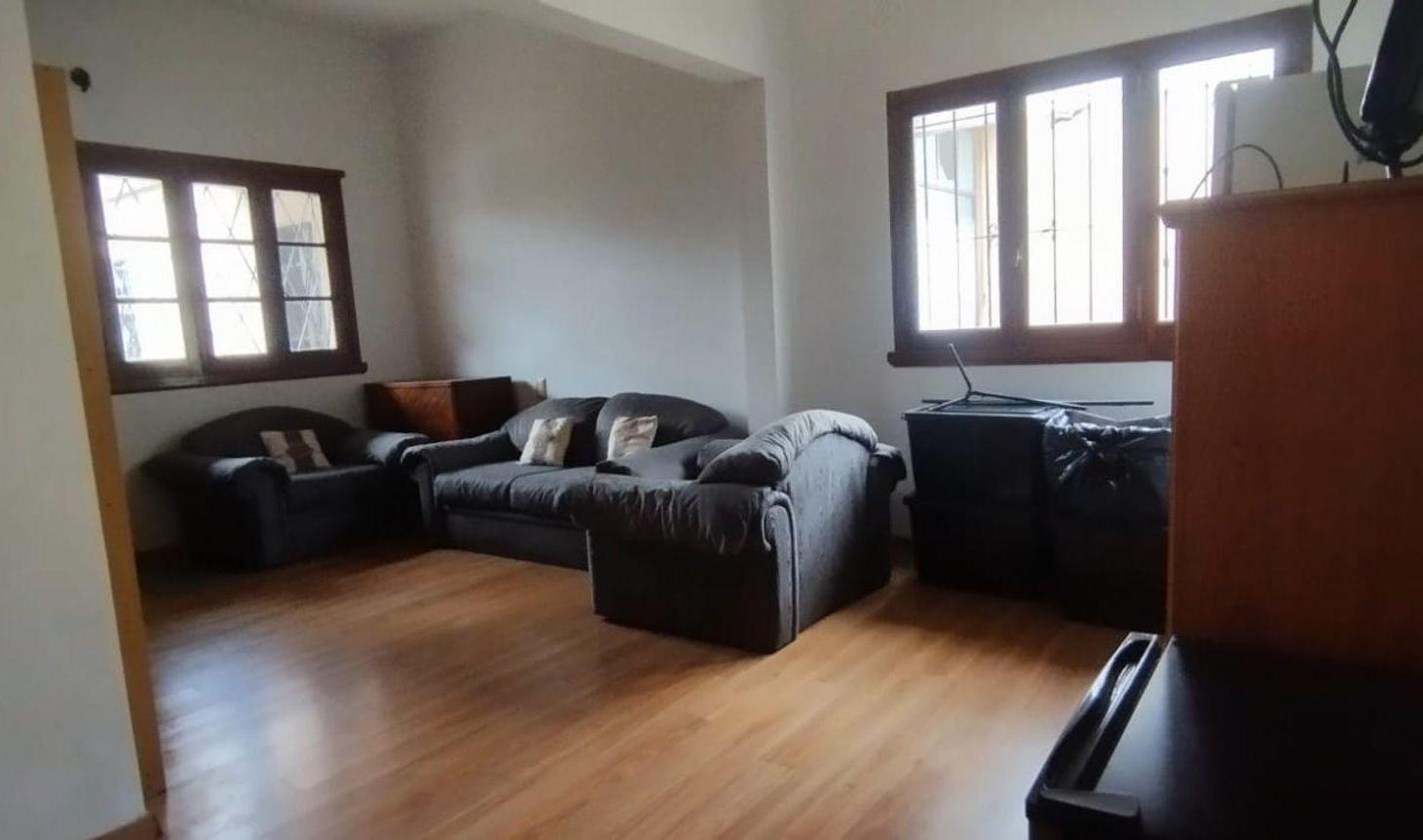 Foto de VENTA DE CASA DE 6 AMBIENTES MUTIFAMILIAR, imagen 2