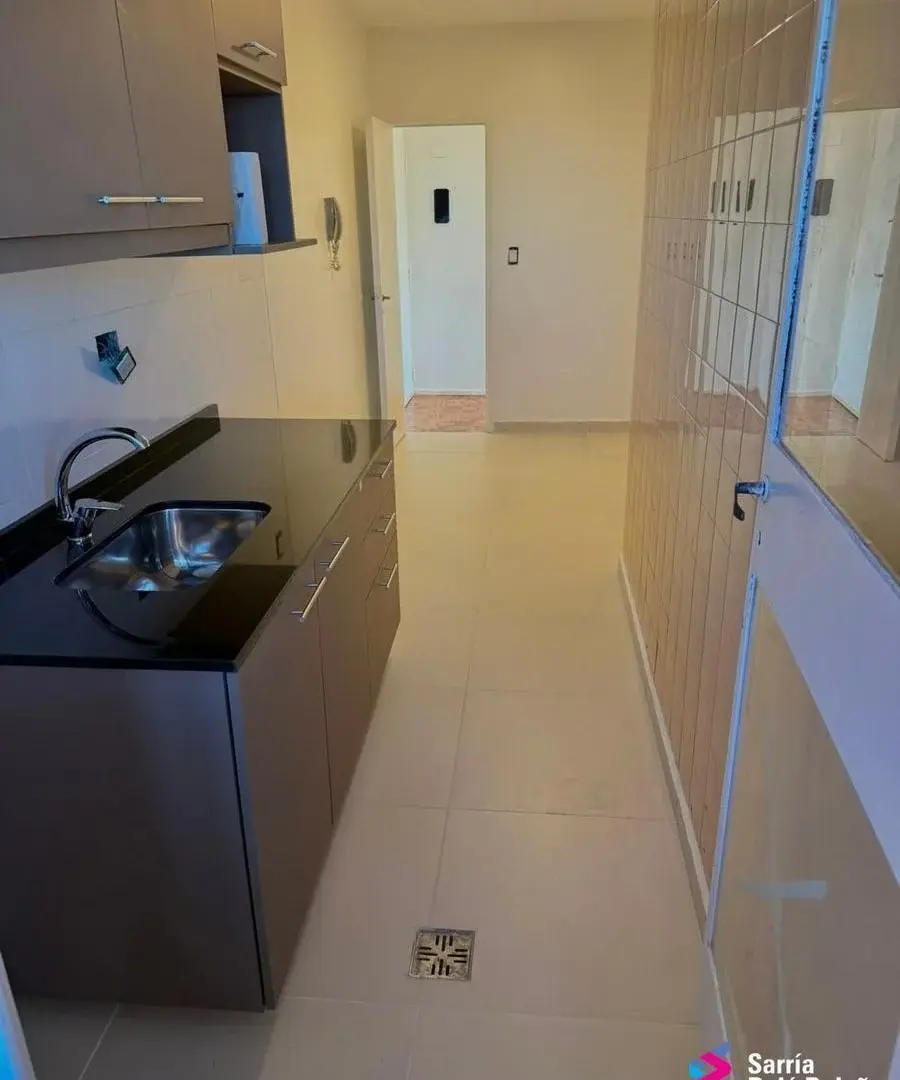 Departamento en Florida 4
