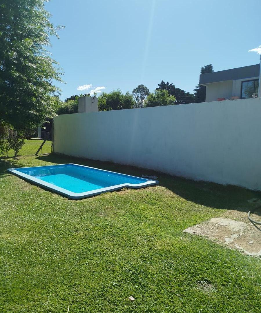 Foto de Casa en venta 3 ambientes barrio pelegrini en pilar, imagen 4