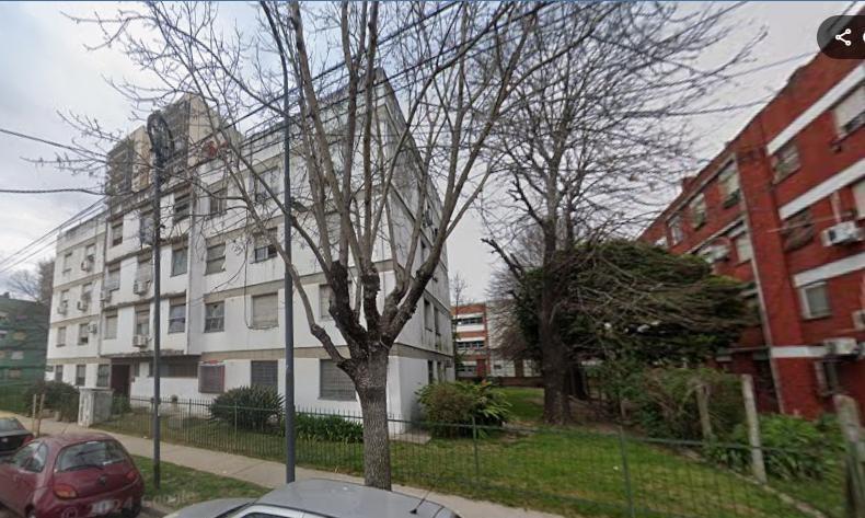 Foto de VENDE DEPARTAMENTO 3 AMBIENTES A RECICLAR EN SAAVEDRA, imagen 4