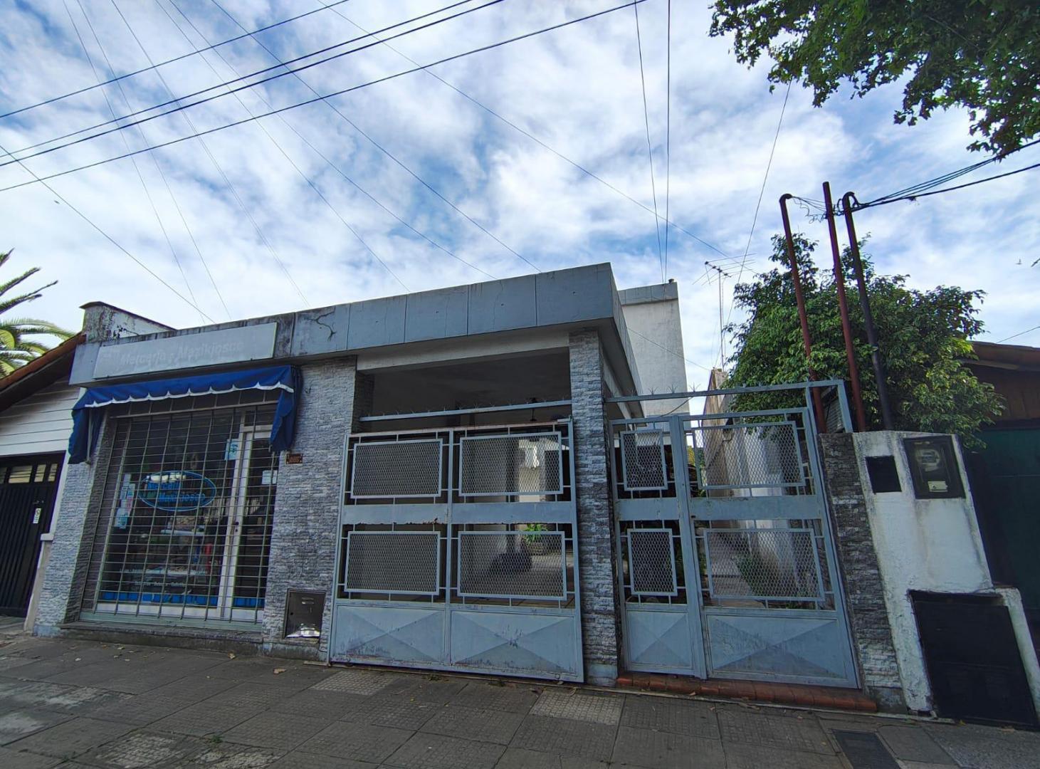 Casa en Villa Sarmiento