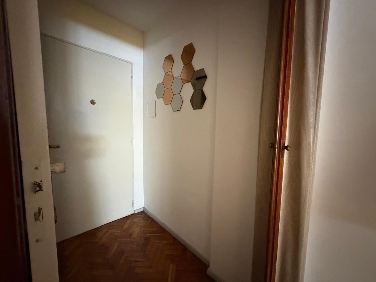 Foto de ALQUILER DPTO 3 AMBIENTES C/ BALCÓN EN RECOLETA, imagen 3