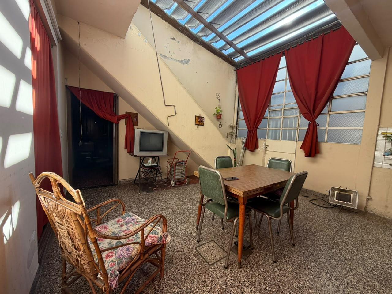 Foto de VENTA PH 4 AMBIEMTES TERRAZA PROPIA RAMOS MEJIA, imagen 4