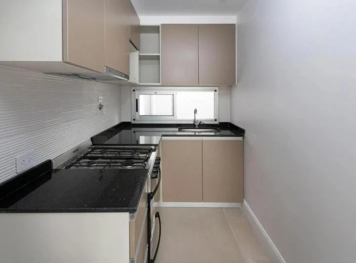 HERMOSO DEPTO CON COCINA INDEP Y  PARRILLA PRIVADA 2