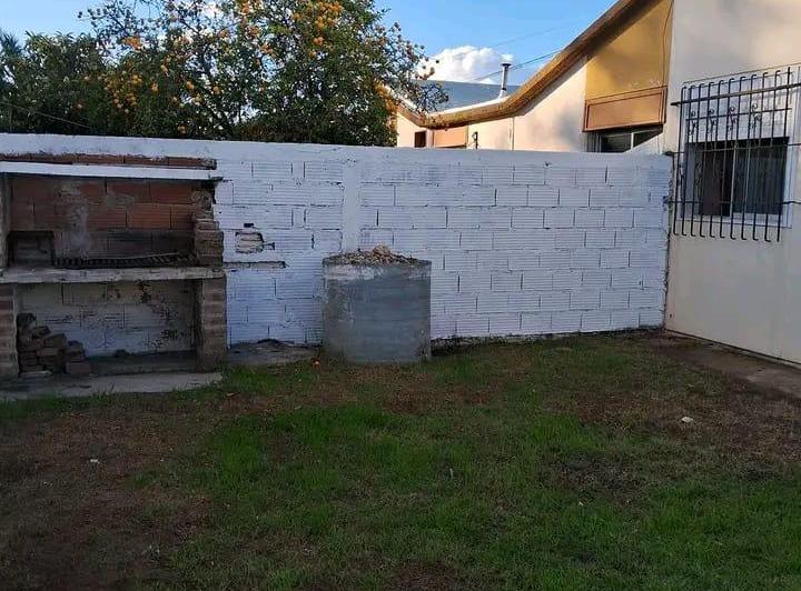 Se alquila departamento 4