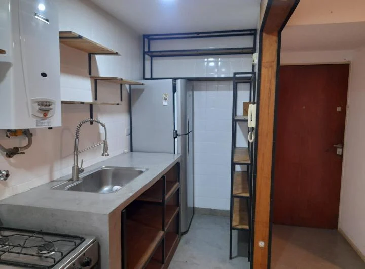 Departamento 2 ambientes reciclado a nuevo a una cuadra del  Metrobu 2