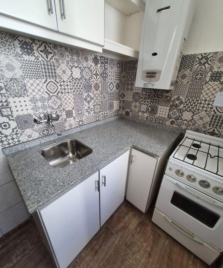 Foto de Departamento en alquiler en Balvanera, Sarmiento al 2100, imagen 4