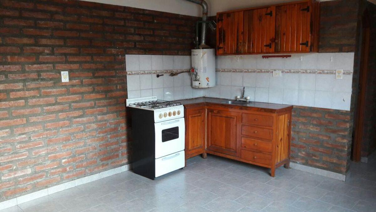 Foto de Departamento sencillo tipo dúplex de 1 dormitorio en Las Victorias, imagen 2