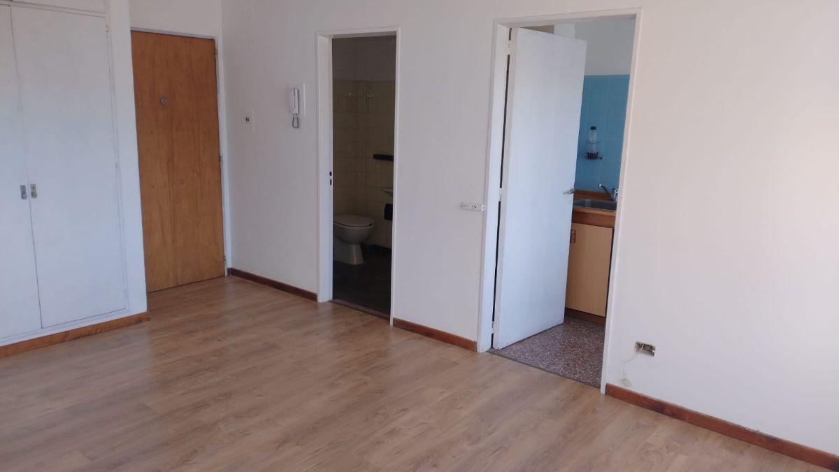 Foto de Monoambiente Céntrico En Alquiler, imagen 1