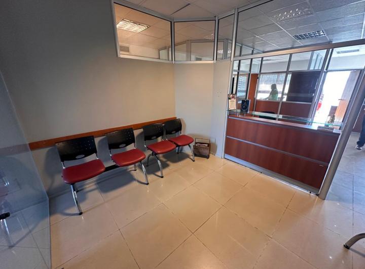 Alquiler oficinas comerciales en Moreno centro 3