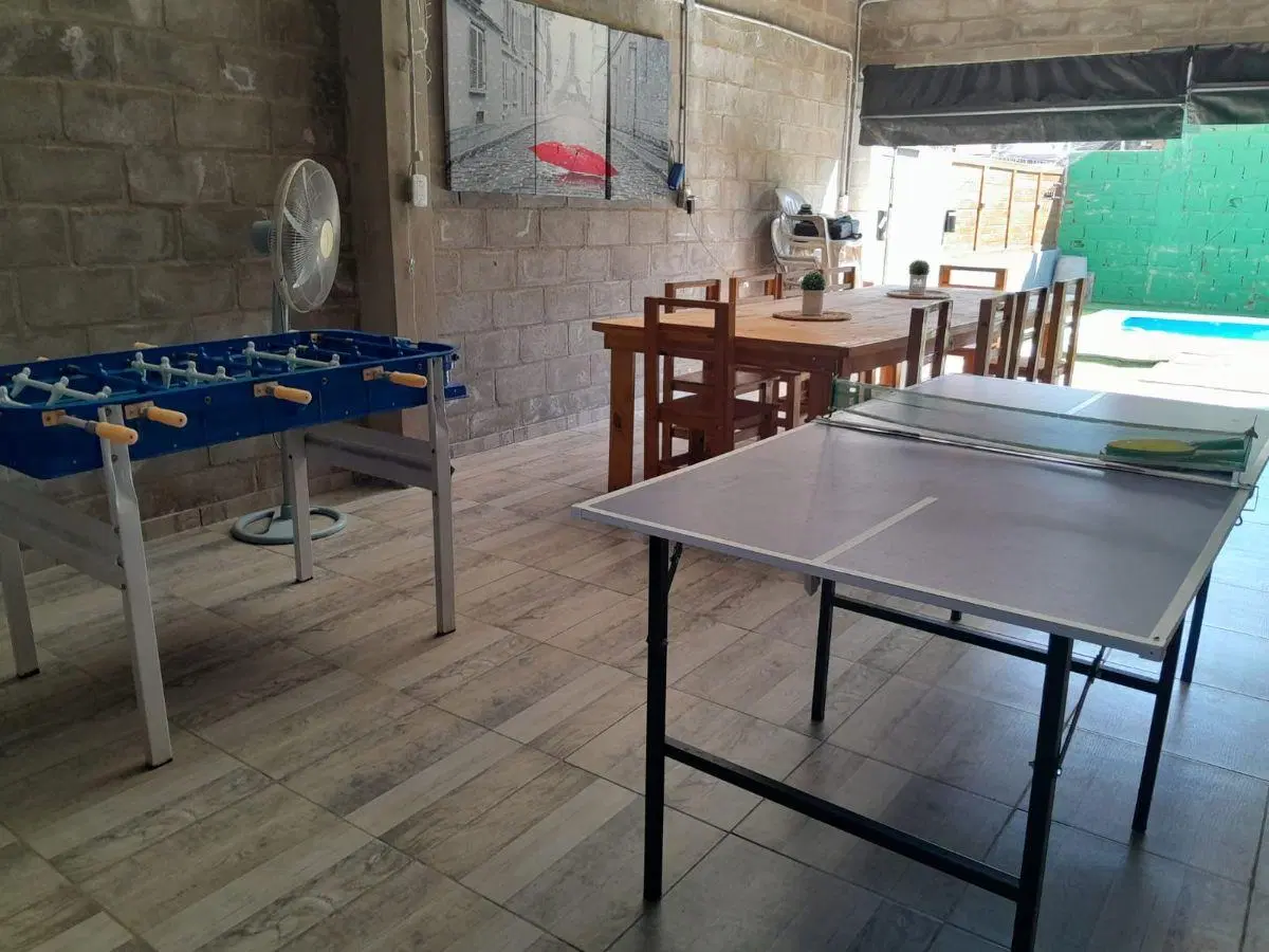 Local de 90 m2 en venta en Alberdi 4
