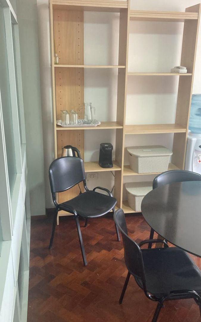 Foto de Oficina comercial de 25 m² en alquiler en Centro amueblado, imagen 3