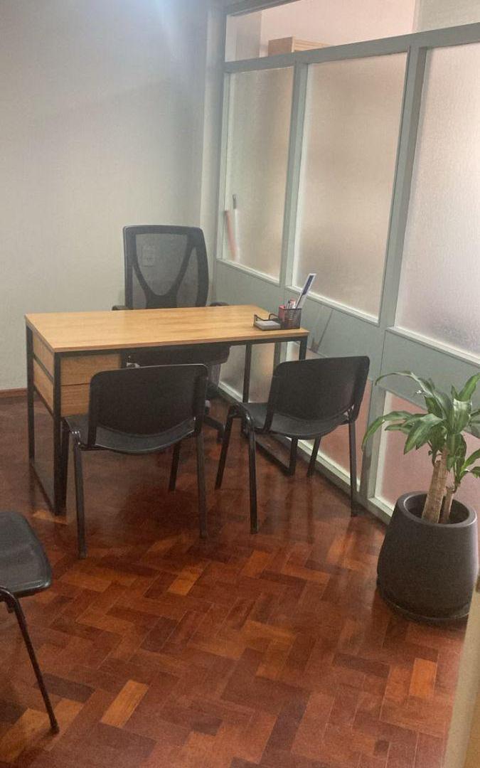 Foto de Oficina comercial de 25 m² en alquiler en Centro amueblado, imagen 2