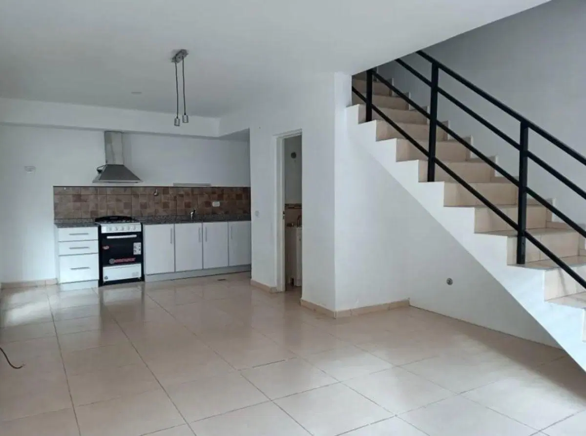 ALQUILER DUPLEX 2 DORMITORIOS CANNING CON COCHERA 2