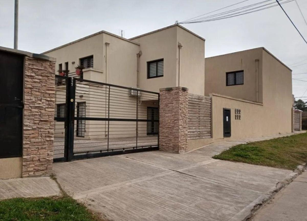 ALQUILER DUPLEX 2 DORMITORIOS CANNING CON COCHERA