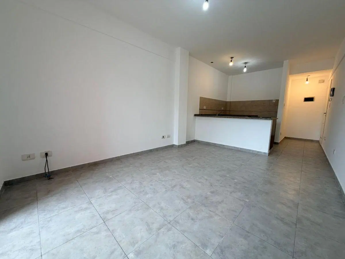 ALQUILER DEPARTAMENTO CENTRO DE MONTE GRANDE APTO PROFESIONAL 2