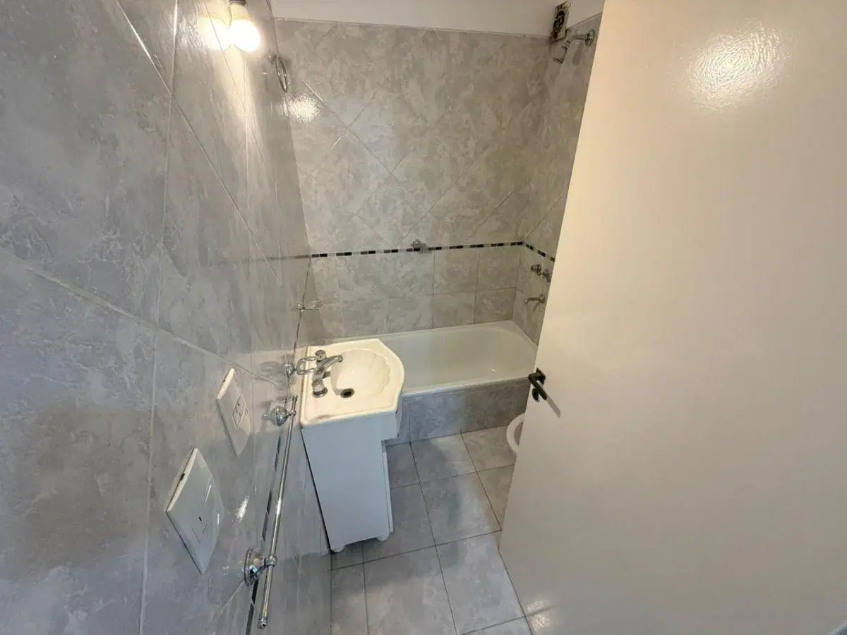 ALQUILER DEPARTAMENTO CENTRO DE MONTE GRANDE APTO PROFESIONAL 3