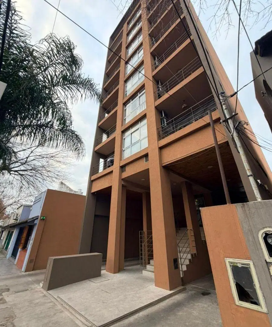 ALQUILER DEPARTAMENTO CON COCHERA EN MONTE GRANDE 2