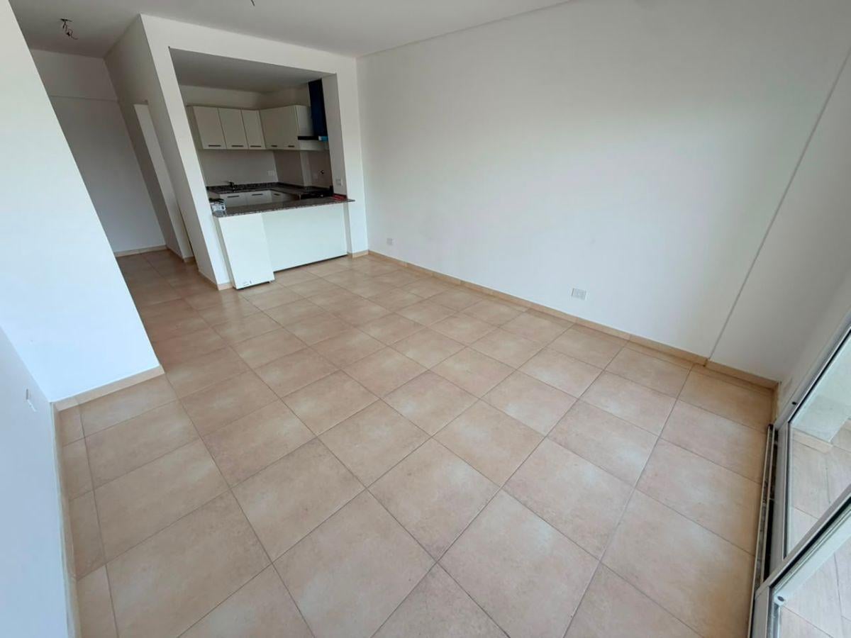 Foto de Alquiler departamento 3 ambientes con cochera Canning Ezeiza, imagen 1