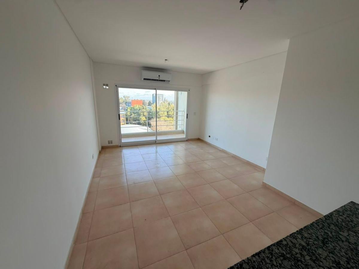 Foto de Alquiler departamento 3 ambientes con cochera Canning Ezeiza, imagen 3