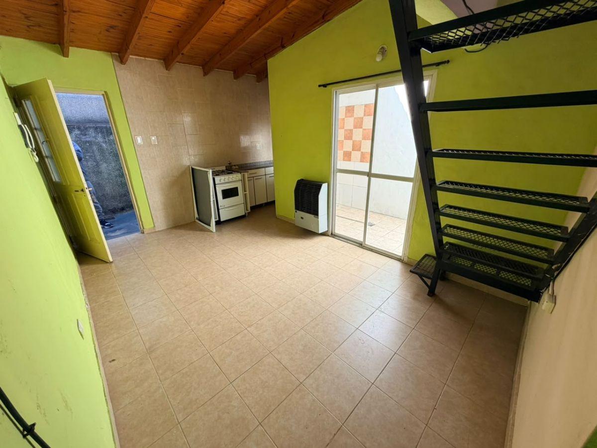 Foto de ALQUILER DEPARTAMENTO PH 3 AMBIENTES EN LLAVALLOL, imagen 5
