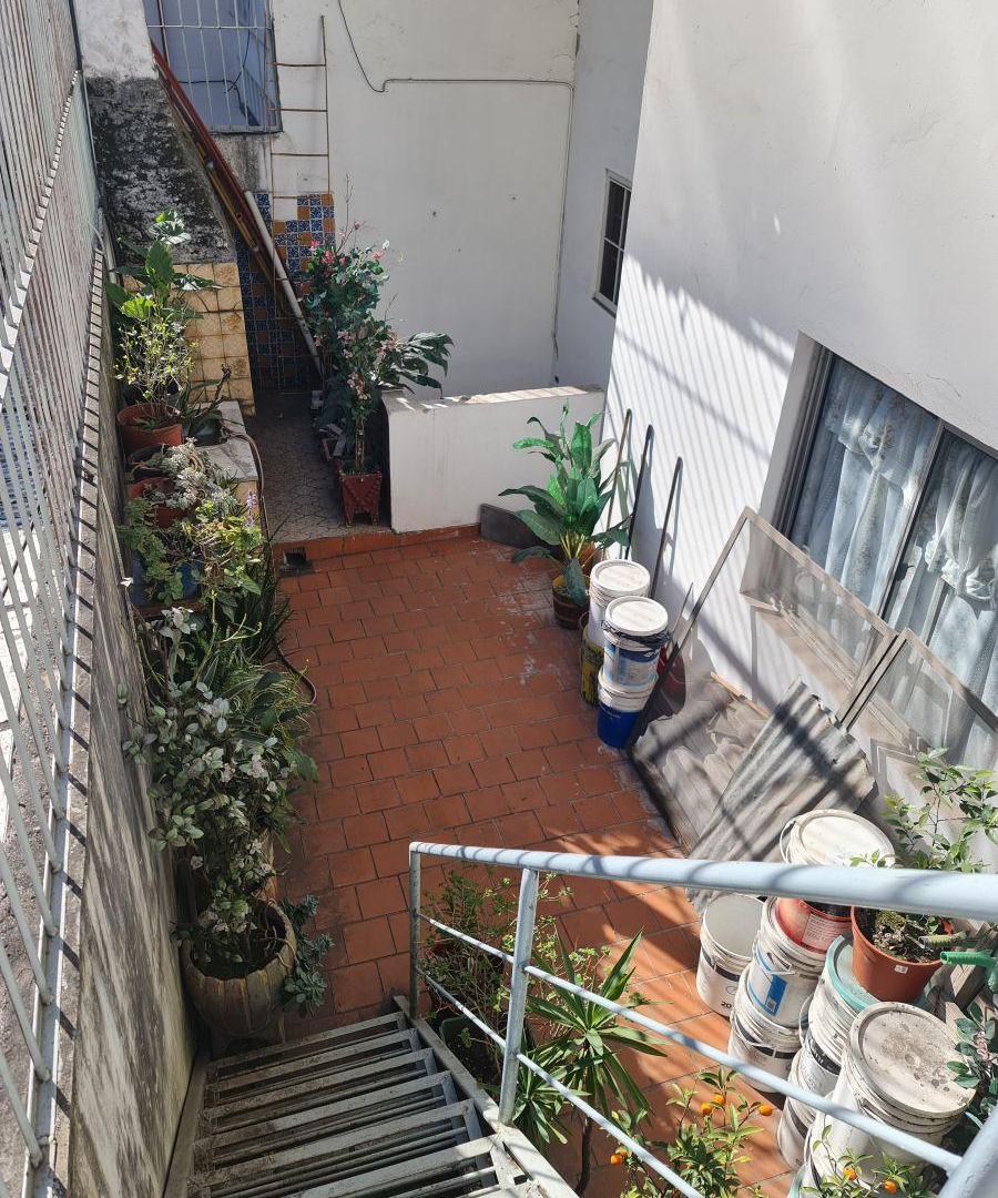 Foto de LOCAL CON VIVIENDA de 3 Plantas 2 Patios, imagen 3