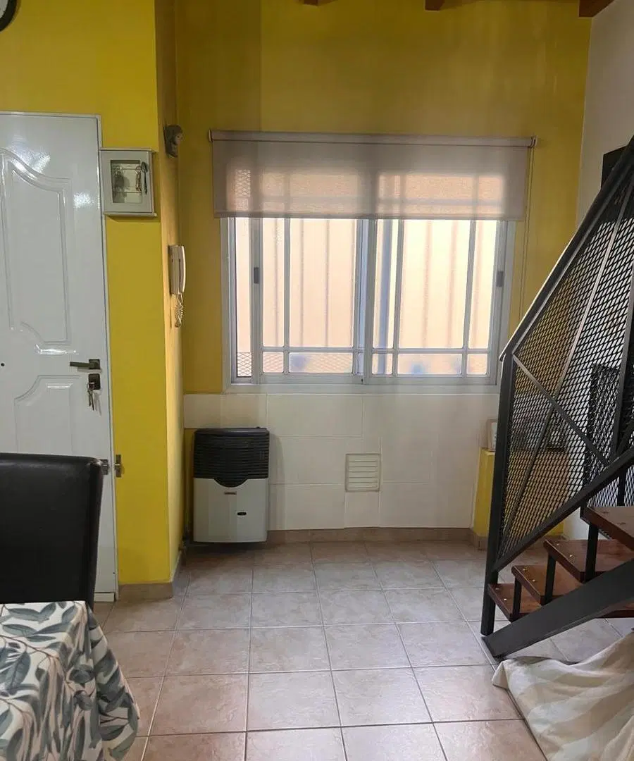 Oportunidad - PH 2 ambientes -Excelente estado y ubicación!!!-Lanús Oeste 5