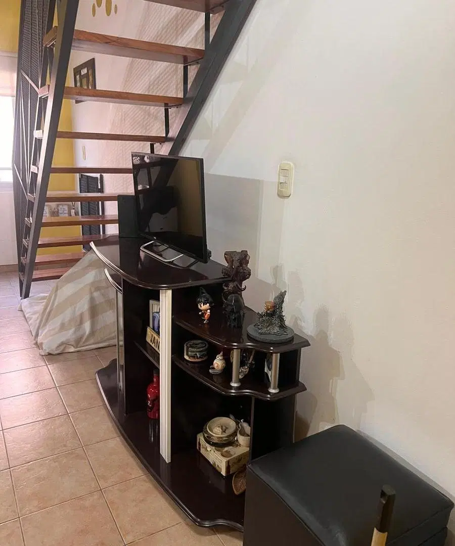 Oportunidad - PH 2 ambientes -Excelente estado y ubicación!!!-Lanús Oeste 2