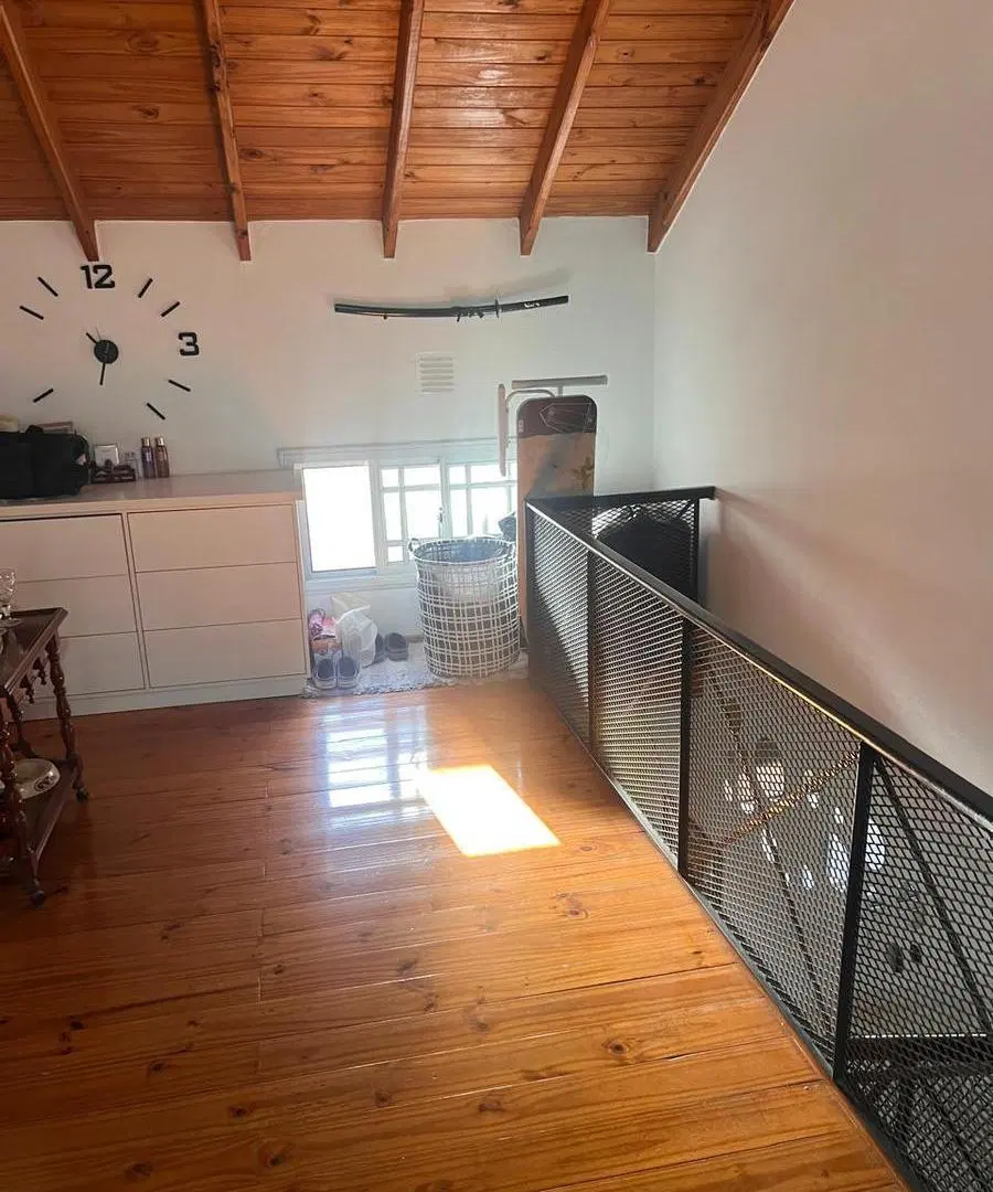 Oportunidad - PH 2 ambientes -Excelente estado y ubicación!!!-Lanús Oeste 1