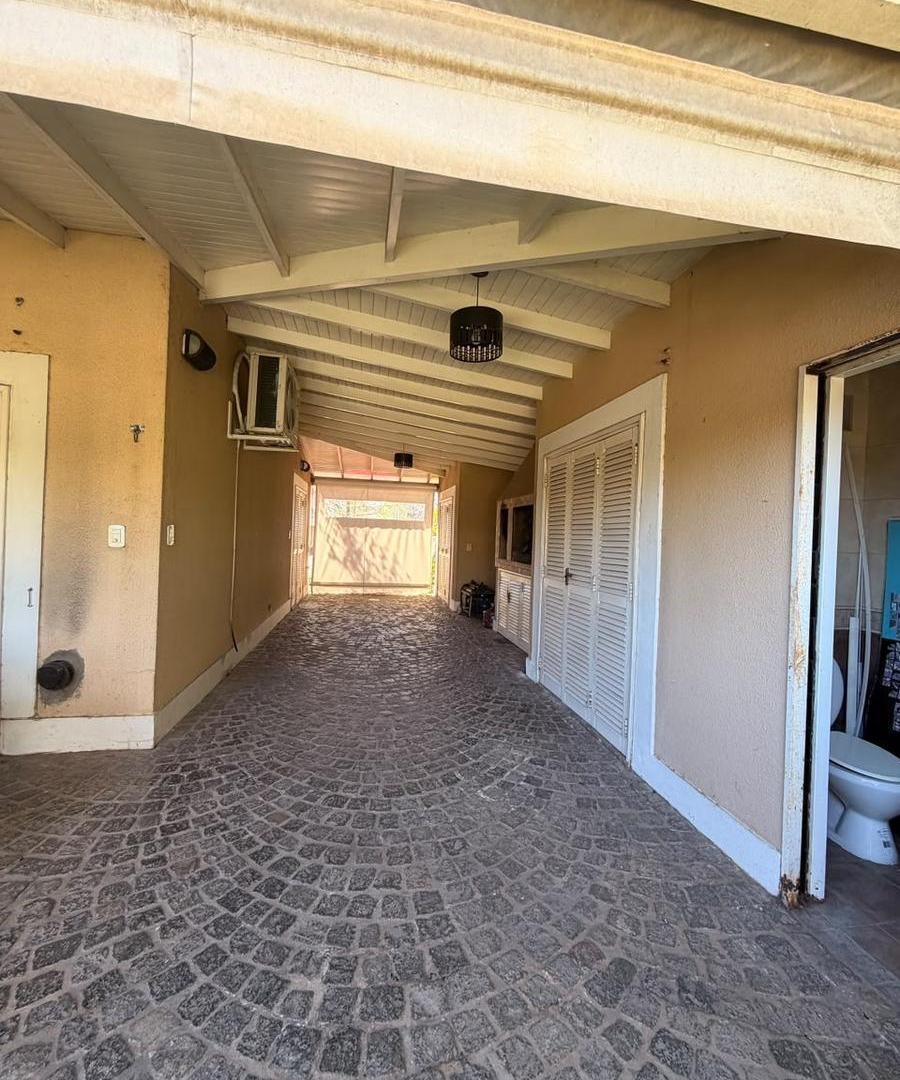 Foto de Casa con 3 dormitorios en Barrio Mirasoles, imagen 4