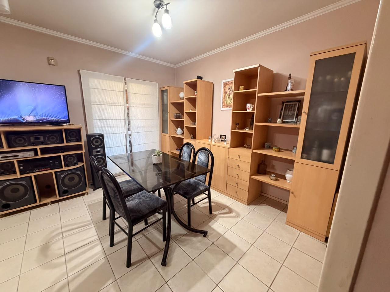 Foto de Casa con 3 dormitorios en Barrio Mirasoles, imagen 2