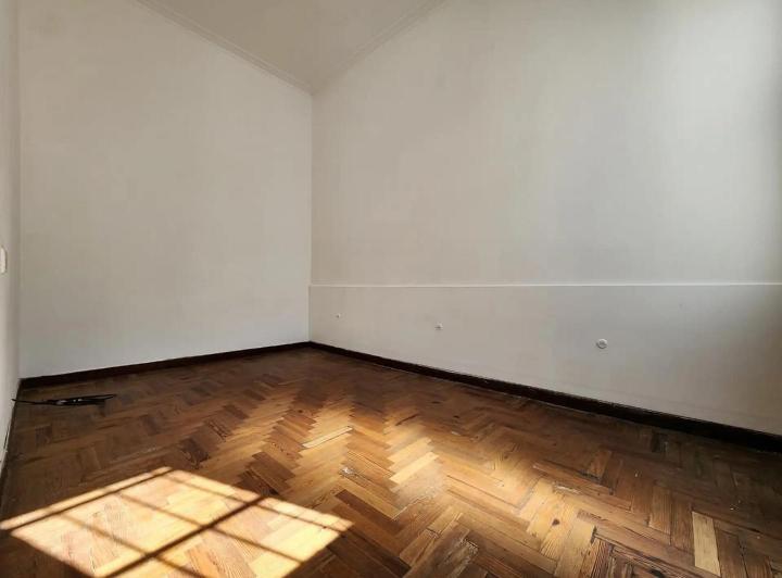 ¡2 dormitorios y patio sin expensas! 1